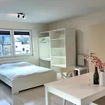 Elegant Living At Gare *