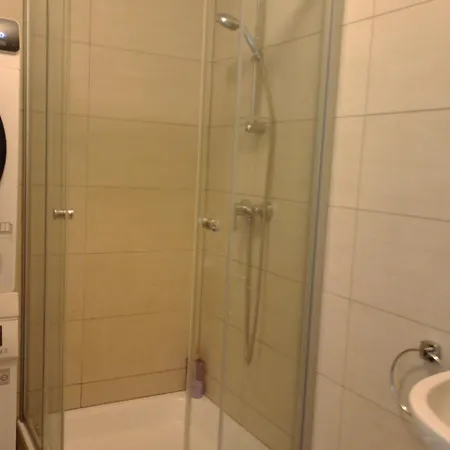 Elegant Living Room At Luxembourg Gare Alojamento de Acomodação e Pequeno-almoço