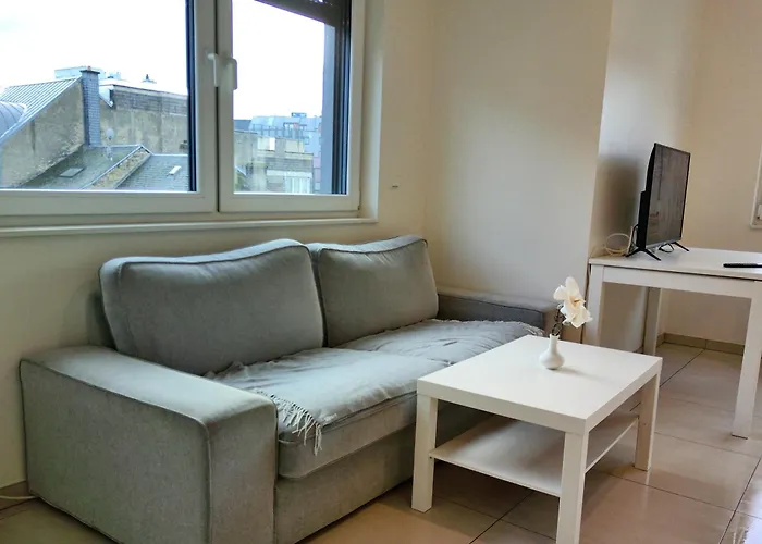 Alojamento de Acomodação e Pequeno-almoço Elegant Living Room At Luxembourg Gare Luxemburgo