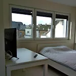 Elegant Living At Gare Luxembourg By