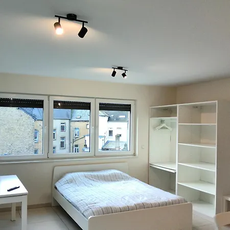 Elegant Living At Gare Bed & Breakfast *