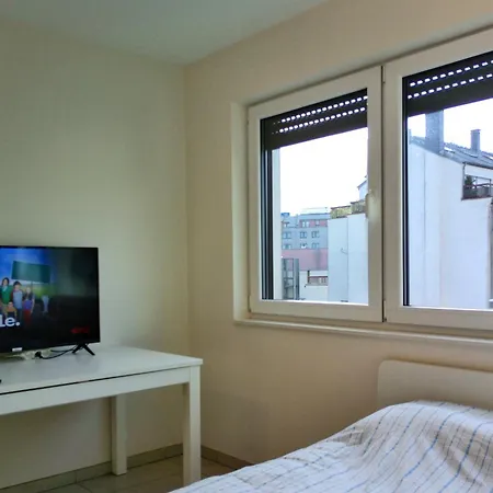 Elegant Living Room At Luxembourg Gare *